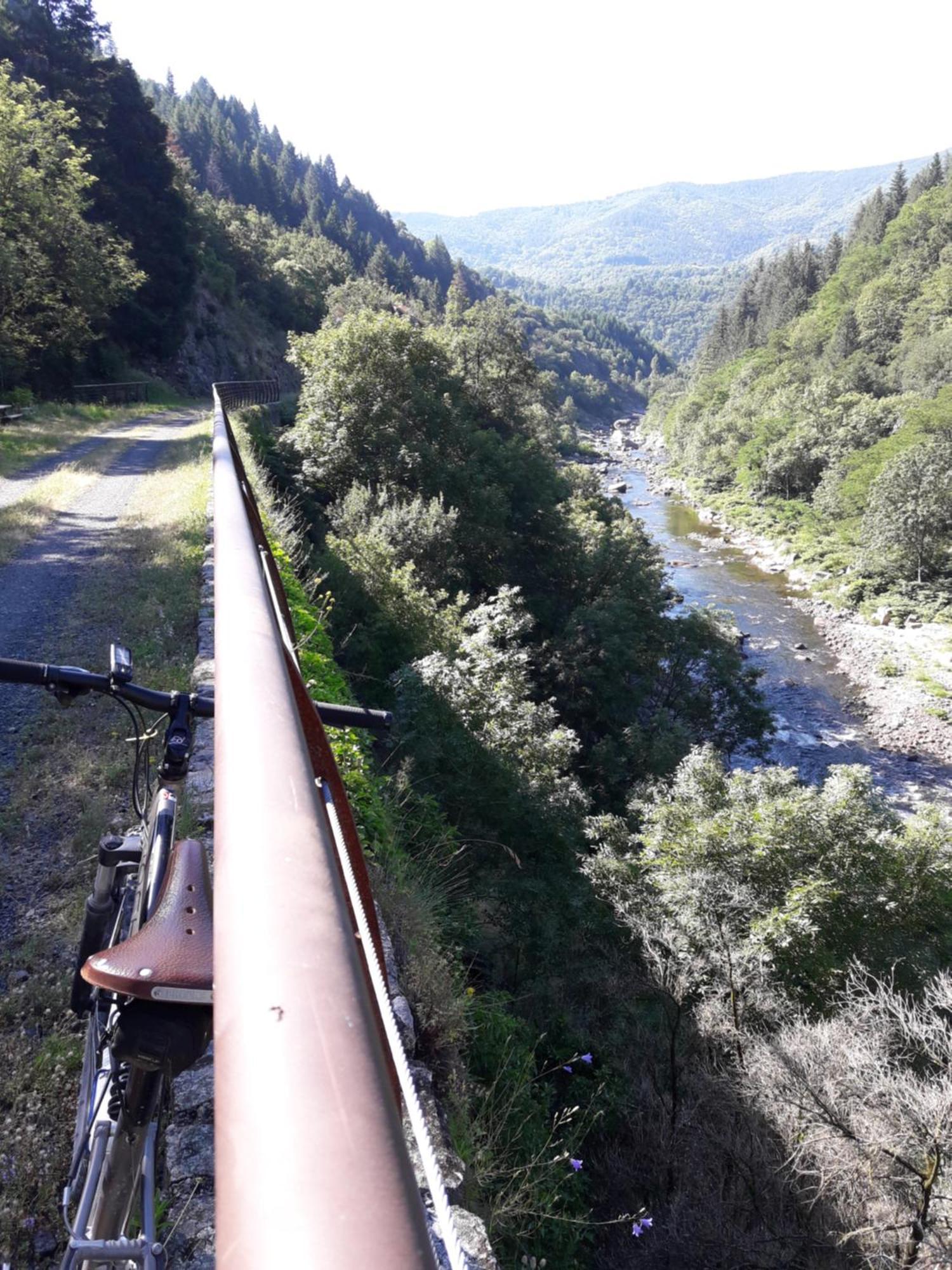 Bellevue Panzió Saint-Paterne-Racan Kültér fotó